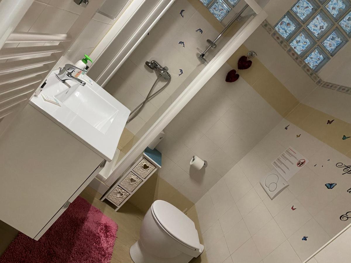 Bed and Breakfast Mare D'Amare Сан-Бенедетто-дель-Тронто Екстер'єр фото