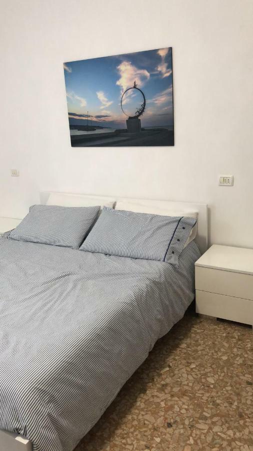 Bed and Breakfast Mare D'Amare Сан-Бенедетто-дель-Тронто Екстер'єр фото